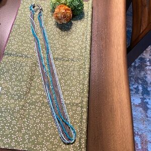 Lovely bead and chain necklace